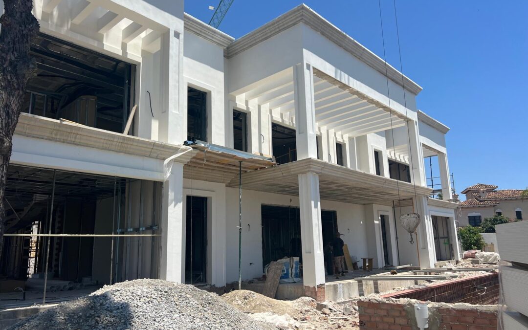 Climatización integral, ACS y energía renovable en villa de lujo